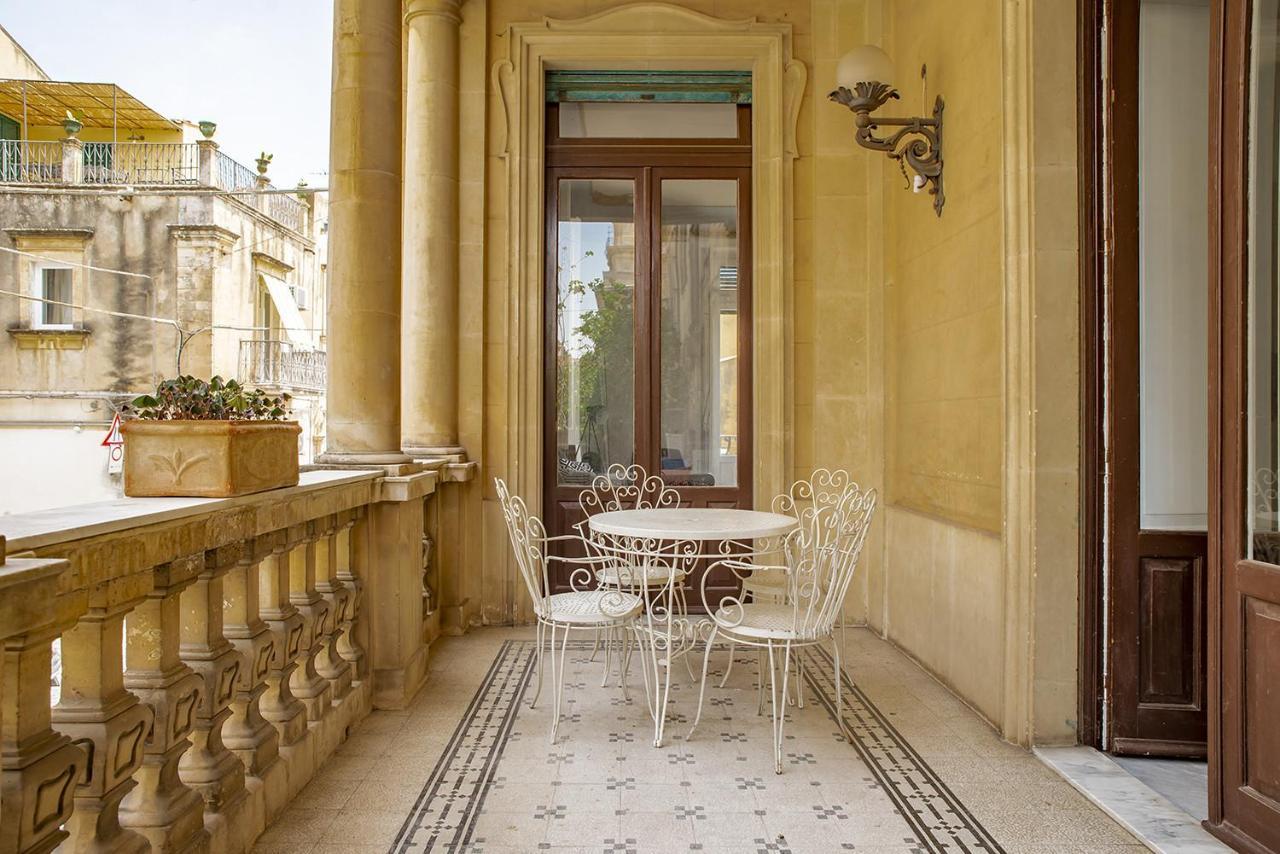Cavour Apartments By Wonderful Italy 노토 외부 사진